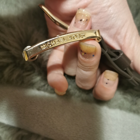 Michael Kors leather belt size M - Picture 2 of 10